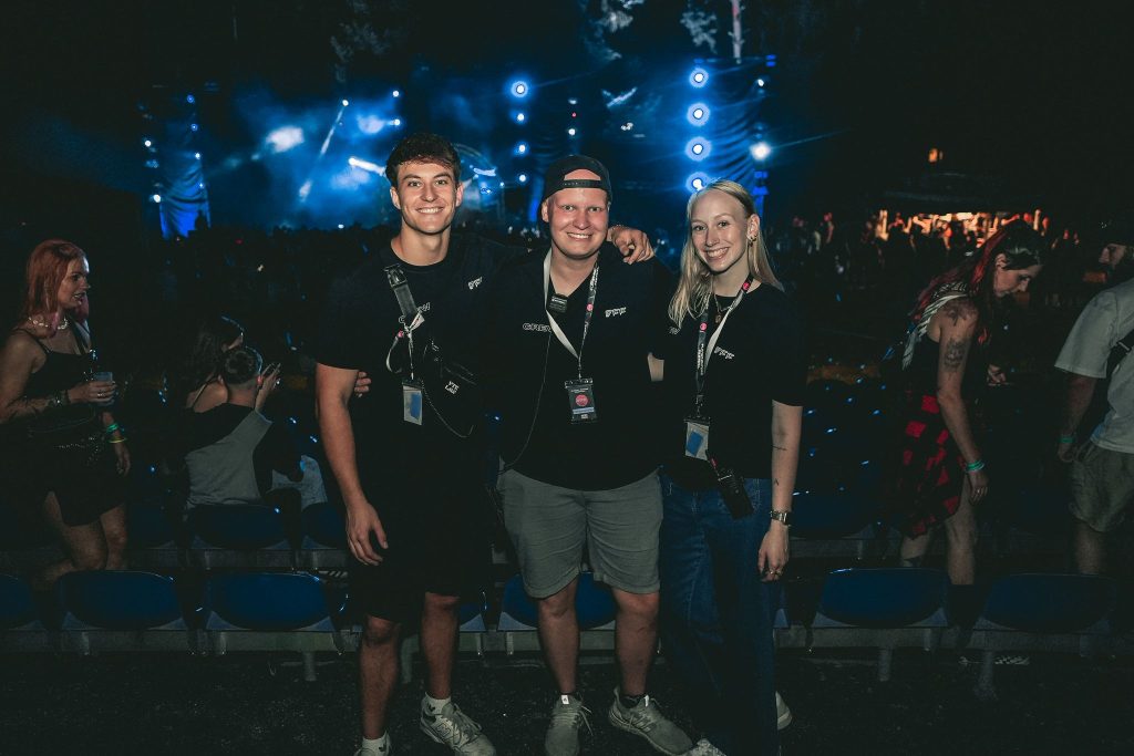 Marah Schön (von rechts) und Moritz Radde haben das Festival ins Leben gerufen.