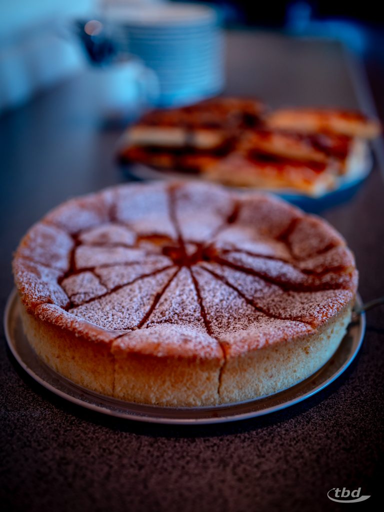 Zum Abschluss gab es selbst gebackene Kuchen.