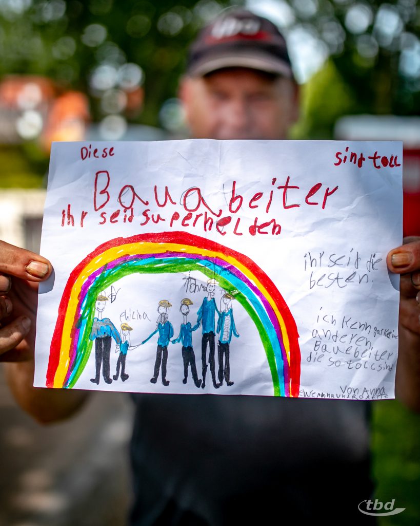 Dieses Bild hat die zwölfjährige Anna für unsere Mitarbeitenden gemalt.