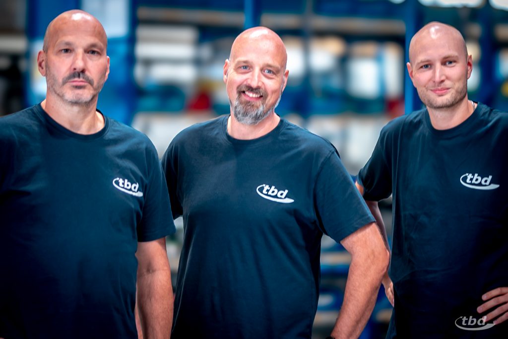 Sie kümmern sich um die erfolgreiche Umsetzung der Projekte (von links): unsere Installateur- und Heizungsbauermeister Erhard Wagener und Christian Brosig als Projektleiter und Tim Stratmann, Techniker für Heizungs-, Lüftungs- und Klimatechnik, als Abteilungsleiter.
